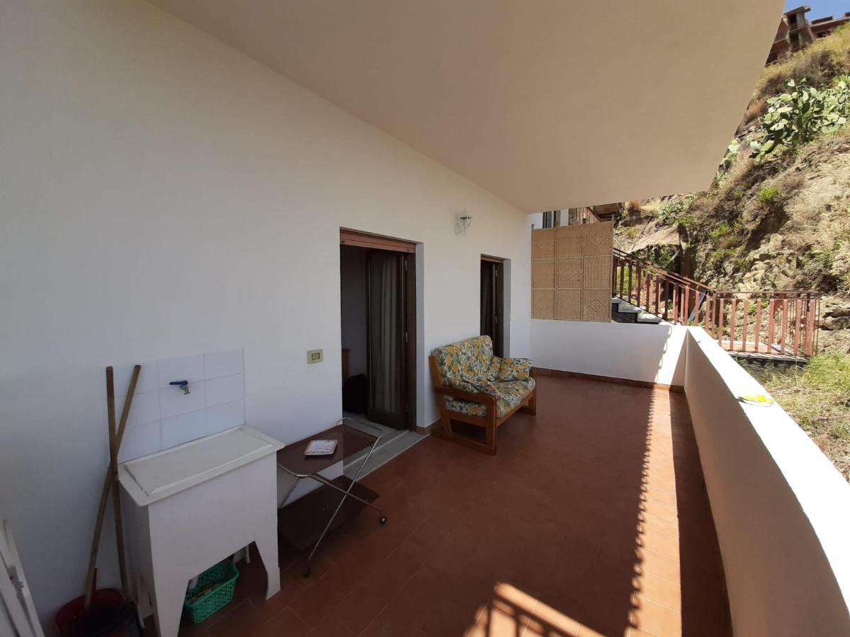 Ferienwohnung Nuova Casa Giulia Letojanni Exterior foto
